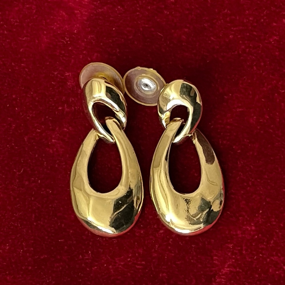 Givenchy, vintage gold tone earrings.
